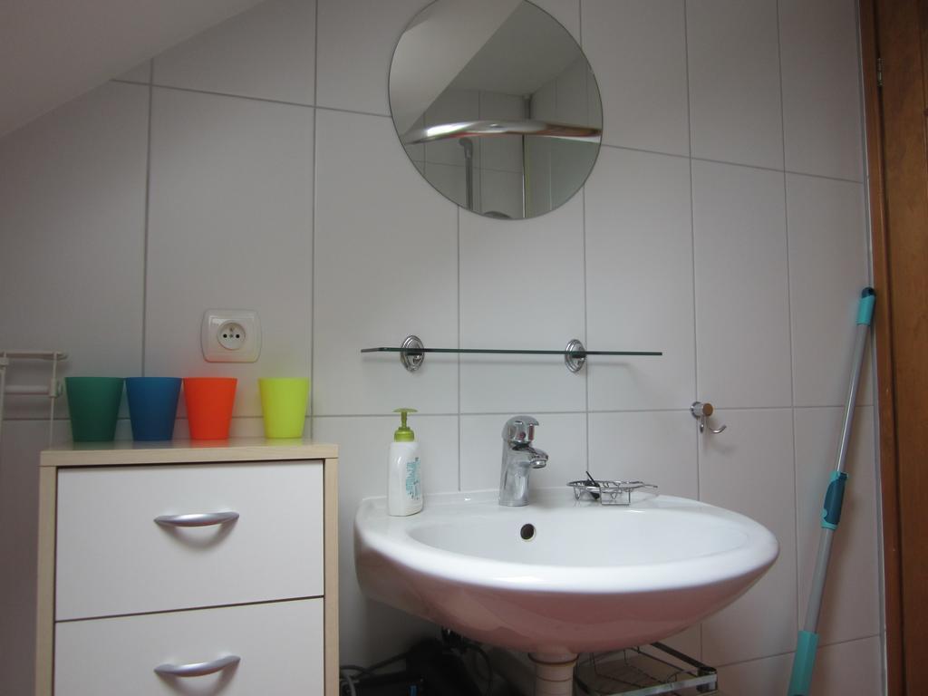 Privat Vrbov 23 Lägenhet Exteriör bild